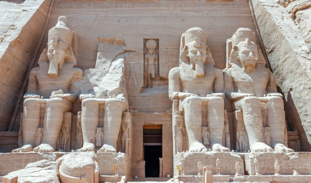 Templo de Ramsés II en la ciudad de Abidos. Foto: Unsplash.