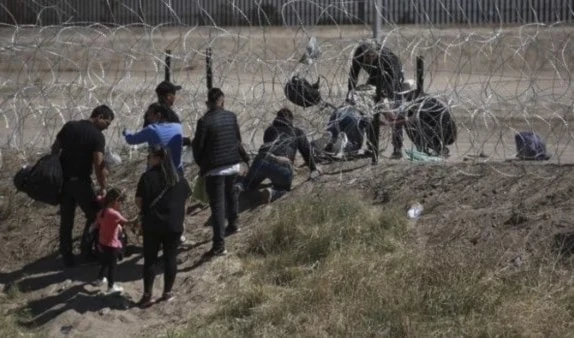 Anuncia México acuerdo migratorio con Estados Unidos