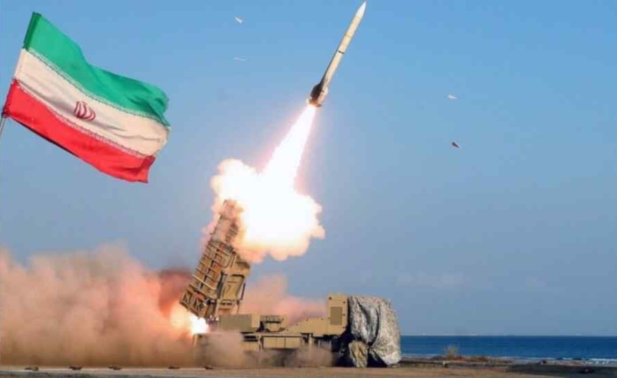 Irán desarrolla tecnología para misiles de crucero supersónico