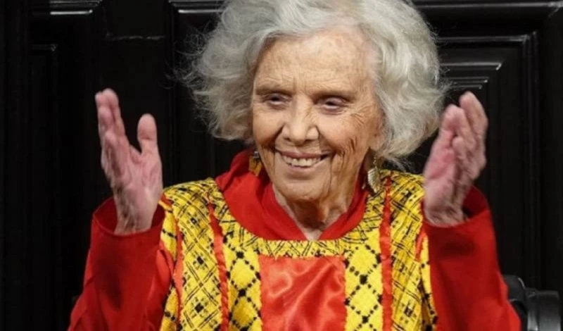 Elena Poniatowska, de México, recibió premio Carlos Fuentes Elena Poniatowska, de México, recibió premio Carlos Fuentes
