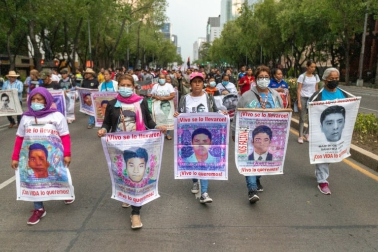 116 personas incluidas en caso Ayotzinapa vinculó México a proceso