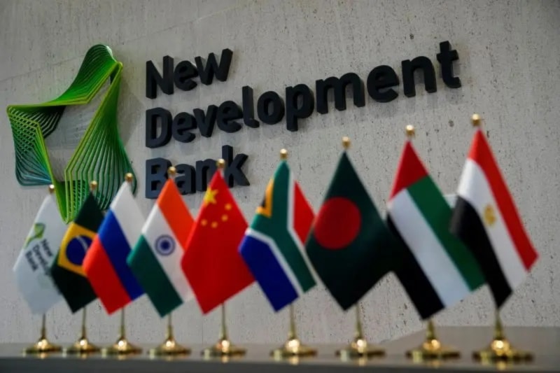 Banco BRICS ve 15 países interesados en unirse a él
