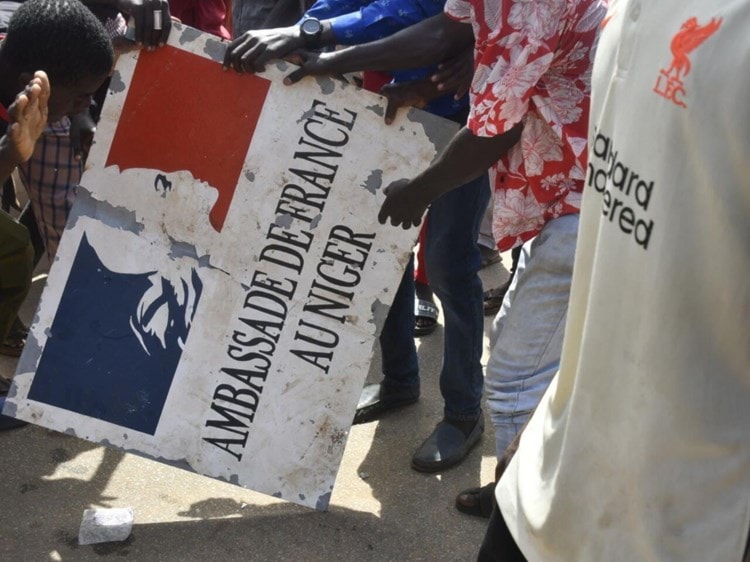 Níger cortan la difusión de dos medios franceses 