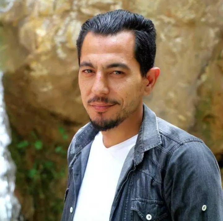 El atentado terrorista acabó con la vida del periodista Firas Al-Ahmad, corresponsal del canal Sama TV.