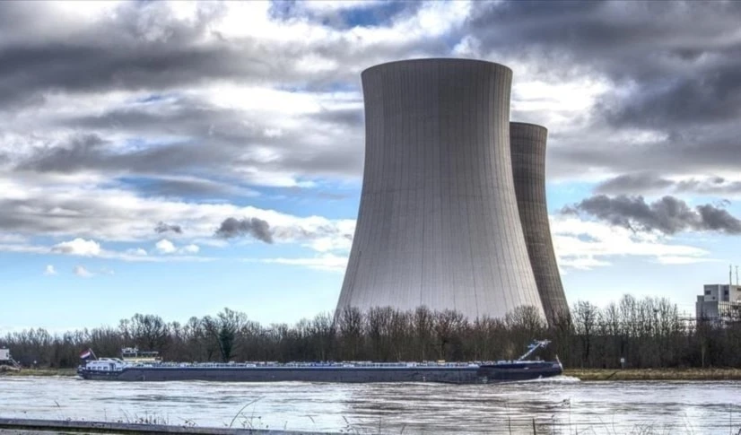 En las centrales nucleares de Fukushima se almacenan 1,3 millones de toneladas del agua en más de mil tanques.