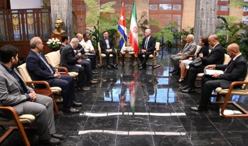 Presidente de Cuba recibe a delegados de Irán a la cumbre de La Habana Presidente de Cuba recibe a delegados de Irán a la cumbre de La Habana