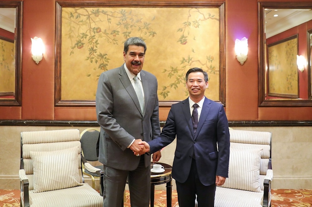 Presidente de Venezuela llega a Beijing como parte de su gira oficial