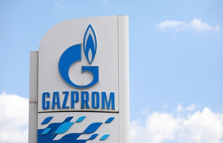 Compañía de Rusia Gazprom entrega gas natural licuado a China