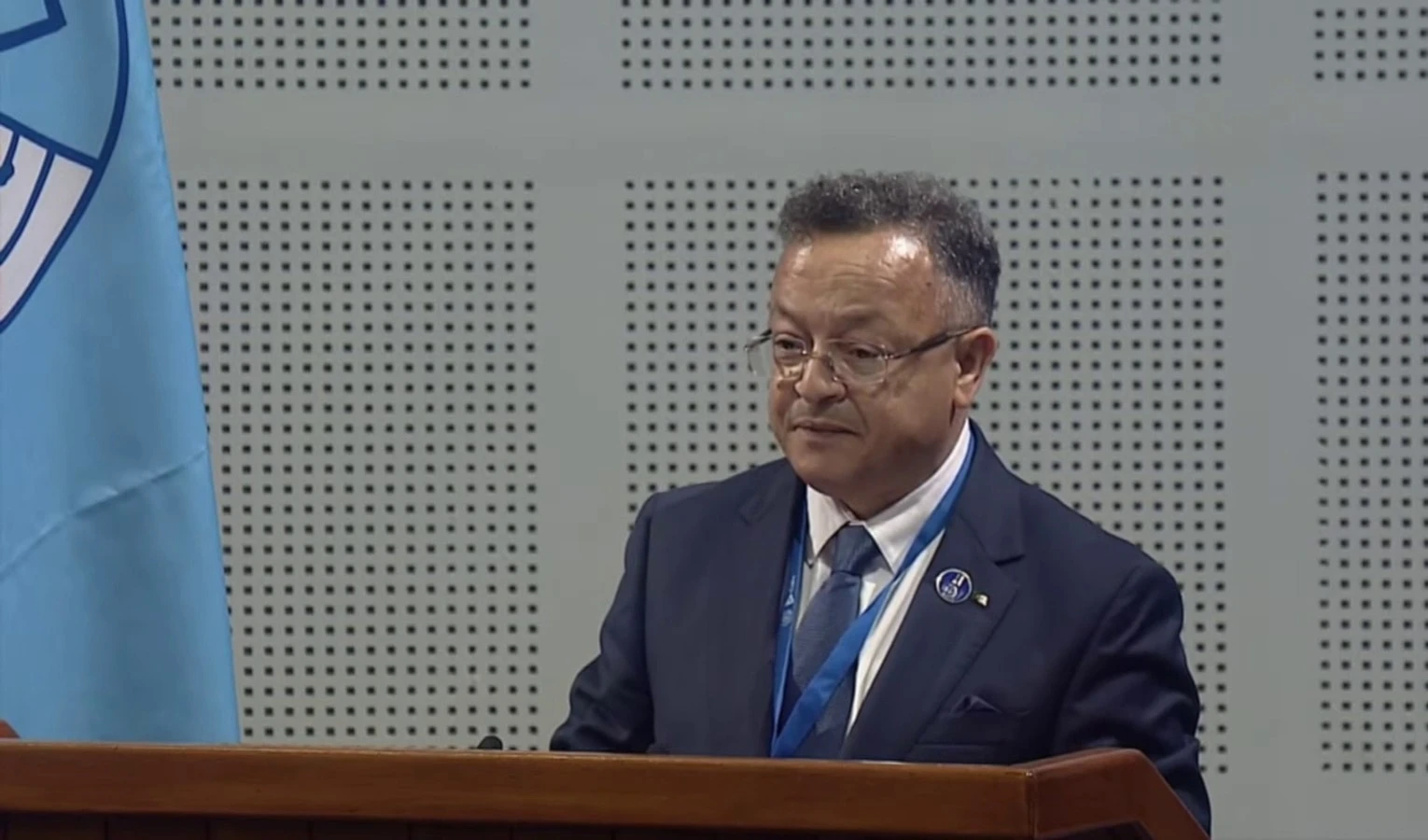 Kamal Beddari, ministro de Enseñanza Superior e Investigación Científica de la República Argelina Democrática y Popular.