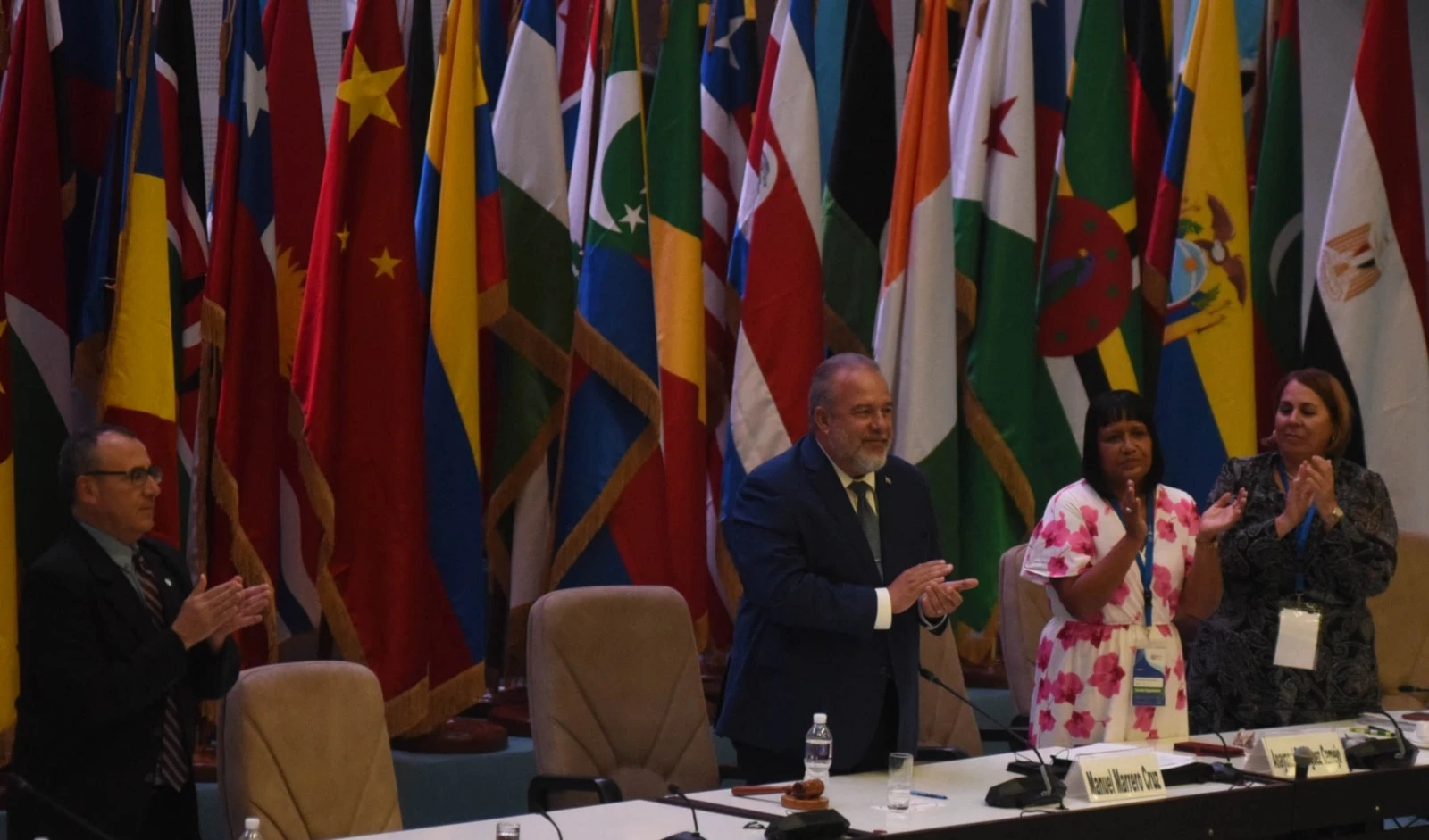 El Primer ministro cubano clausuró la Cumbre del G 77 y China.