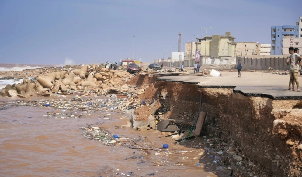Derna sufrió los fuertes embates del huracán Daniel que provocó su destrucción casi total y causó miles de muertos.