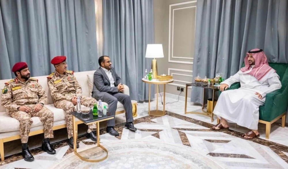 Las recientes negociaciones entre la delegación de Saná y el Ministro de Defensa saudita transcurrieron en un ambiente positivo, según afirmaron las partes. Las recientes negociaciones entre la delegación de Saná y el Ministro de Defensa saudita transcurrieron en un ambiente positivo, según afirmaron las partes.