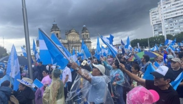 En Guatemala frenan suspensión del partido Movimiento Semilla