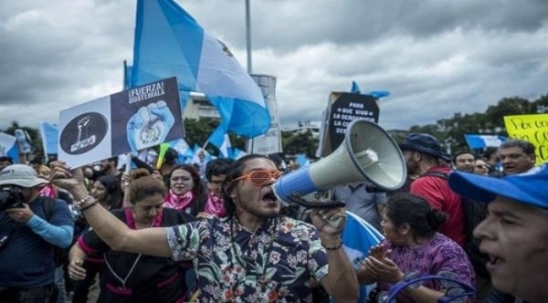 Respeto a la democracia y al voto popular exigen en Guatemala