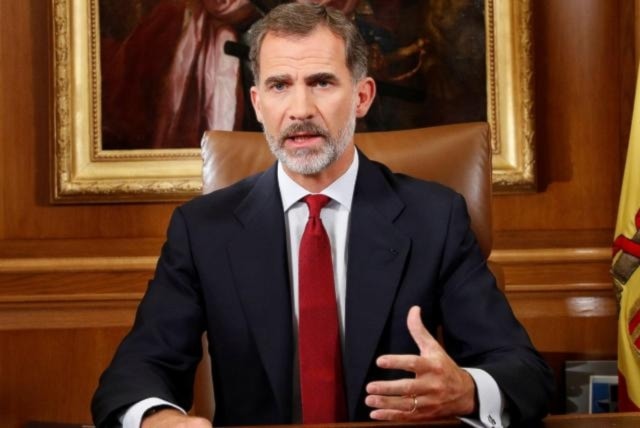 Rey de España llama a consultas a partidos políticos