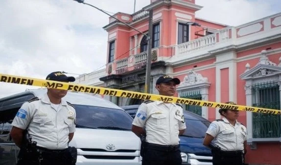 Ministerio Público de Guatemala allana locales de Tribunal Electoral
