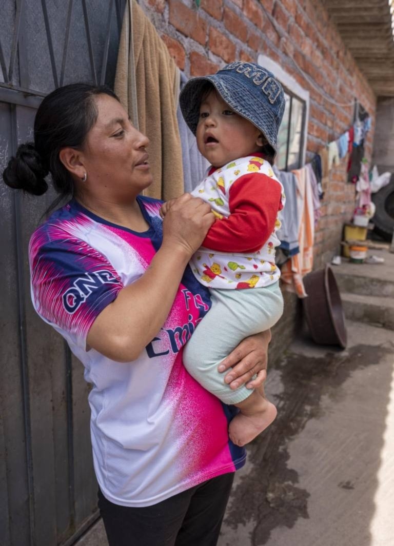 Las madres ecuatorianas tienen sobre sus hombros toda la carga de la familia.
