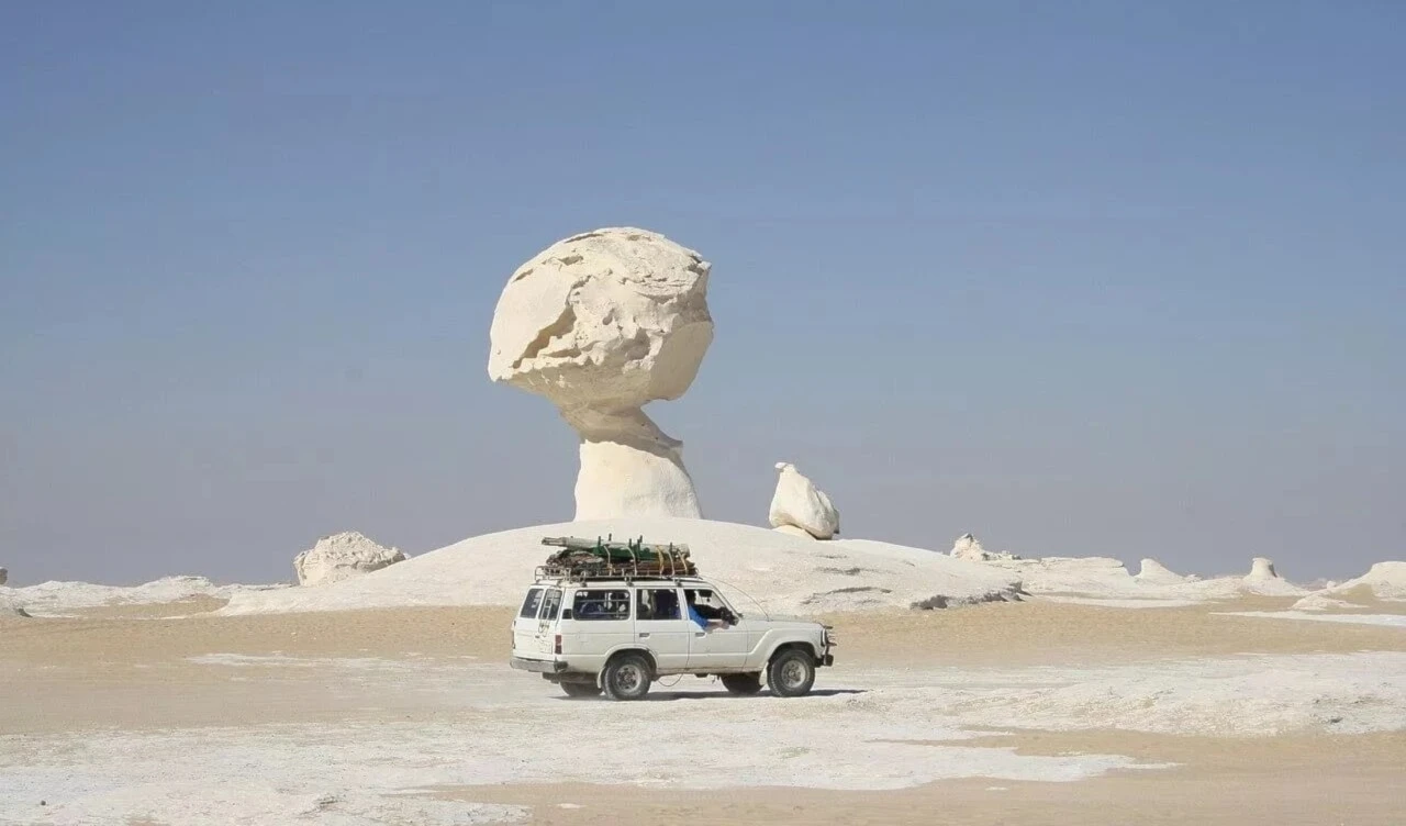 El desierto Blanco: Un Paisaje de Ensueño en Egipto