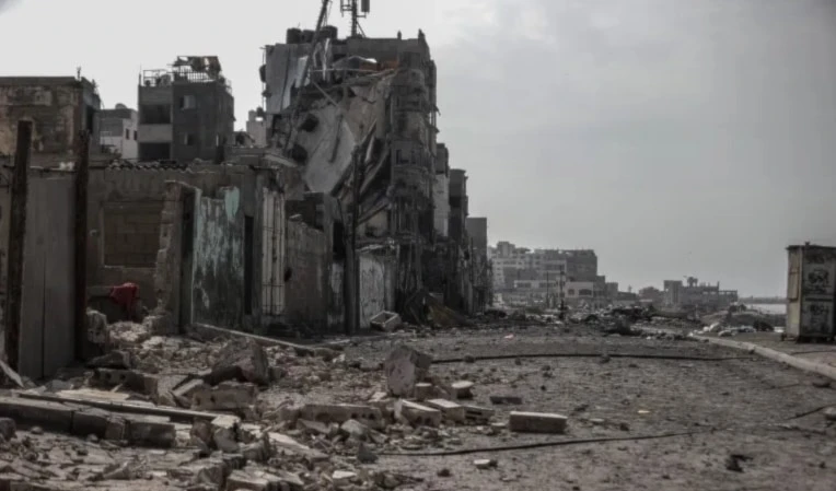 Los cortes en las comunicaciones impiden el rescate de cientos de víctimas de los bombardeos, lo cual conducirá a un aumento exponencial del número de fallecidos.