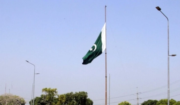 Previamente, el ministerio de Relaciones Exteriores pakistaní anunció una serie de ataques militares en la provincia iraní de Sistán y Baluchistán. Previamente, el ministerio de Relaciones Exteriores pakistaní anunció una serie de ataques militares en la provincia iraní de Sistán y Baluchistán.