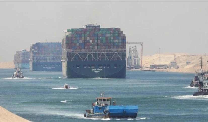 Los ataques yemenitas desviaron la navegación hacia alrededor de África en lugar de utilizar el Canal de Suez.