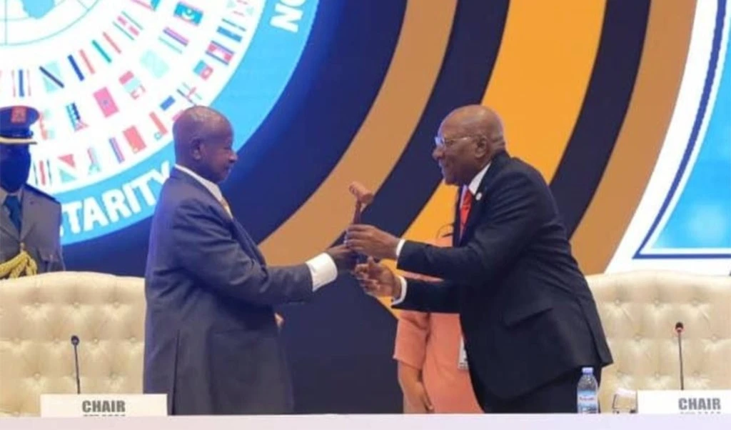 Cuba entregó a Uganda presidencia pro tempore del G77 y China. Cuba entregó a Uganda presidencia pro tempore del G77 y China.