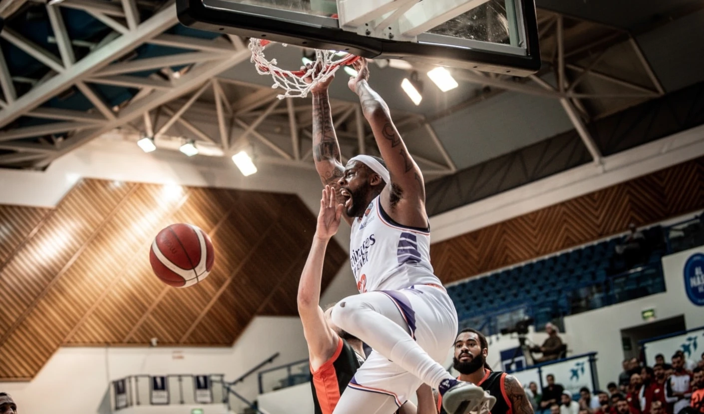 Beirut derrota Al Wahda y gana en internacional de básquet en Dubái. Beirut derrota Al Wahda y gana en internacional de básquet en Dubái.