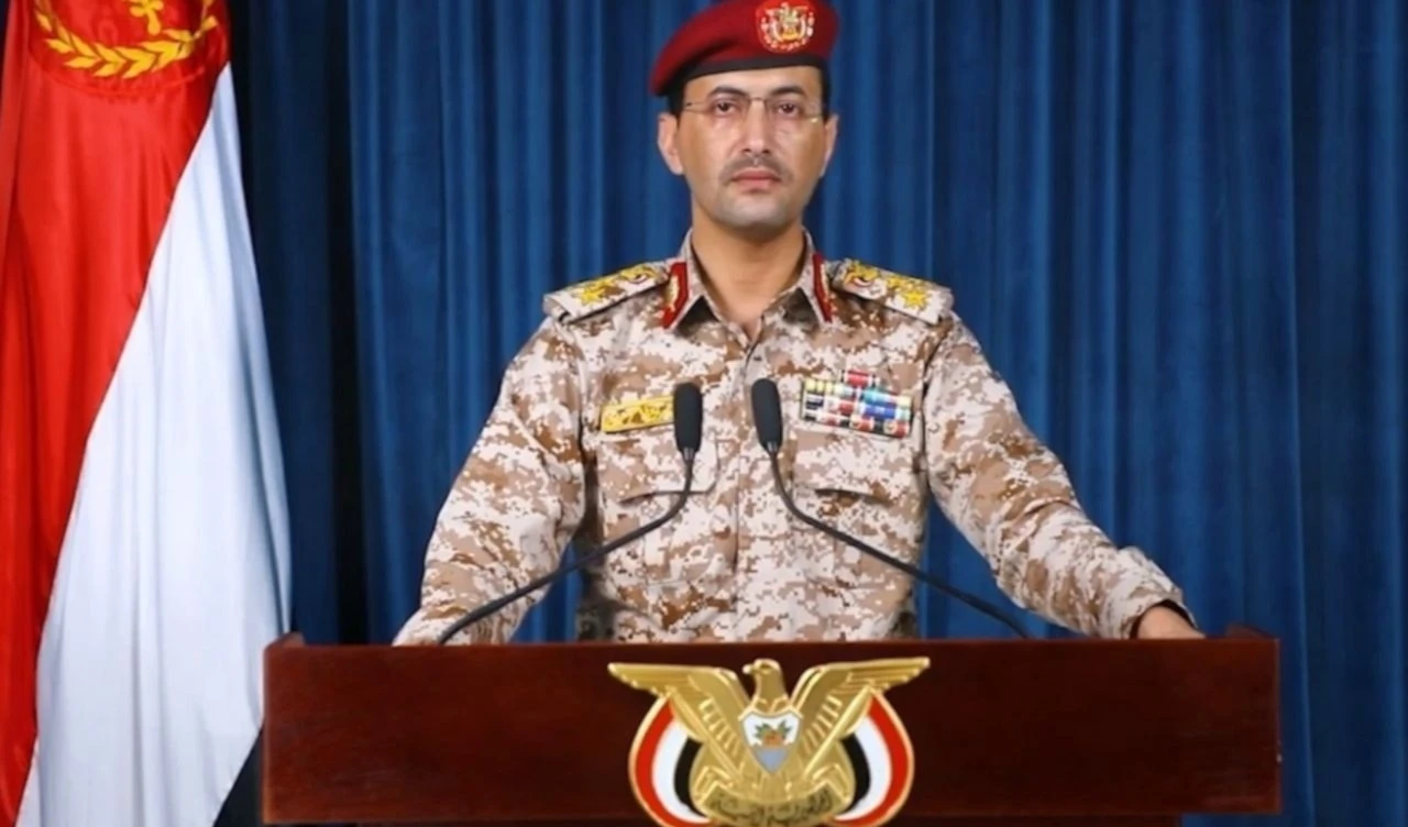 El portavoz oficial de las fuerzas armadas yemenitas, general de brigada, Yahya Sarii. El portavoz oficial de las fuerzas armadas yemenitas, general de brigada, Yahya Sarii.