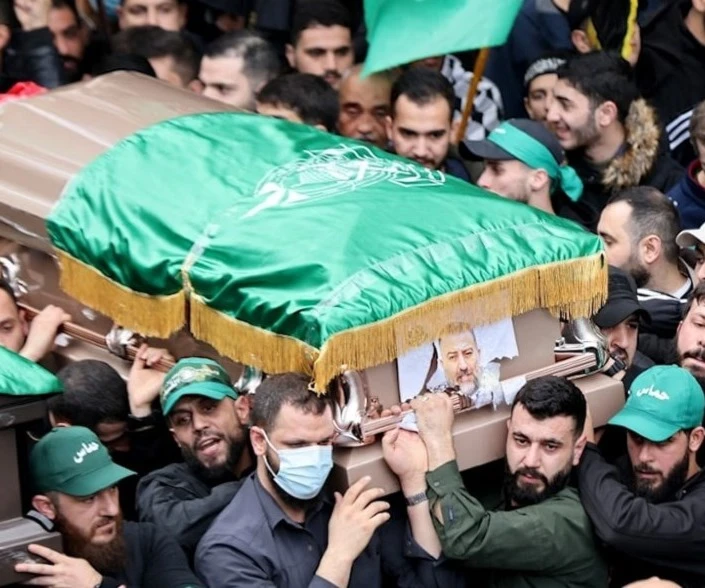 Funeral del mártir Saleh Al-Arouri y sus dos compañeros en Beirut.