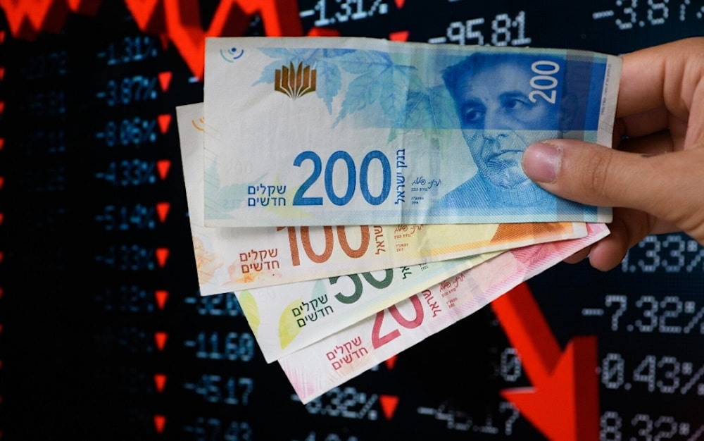 El shekel israelí cayó un aproximado de un 3,4 por ciento frente al dólar desde finales de agosto de 2024, lo cual representa uno de los peores desempeños a nivel mundial.