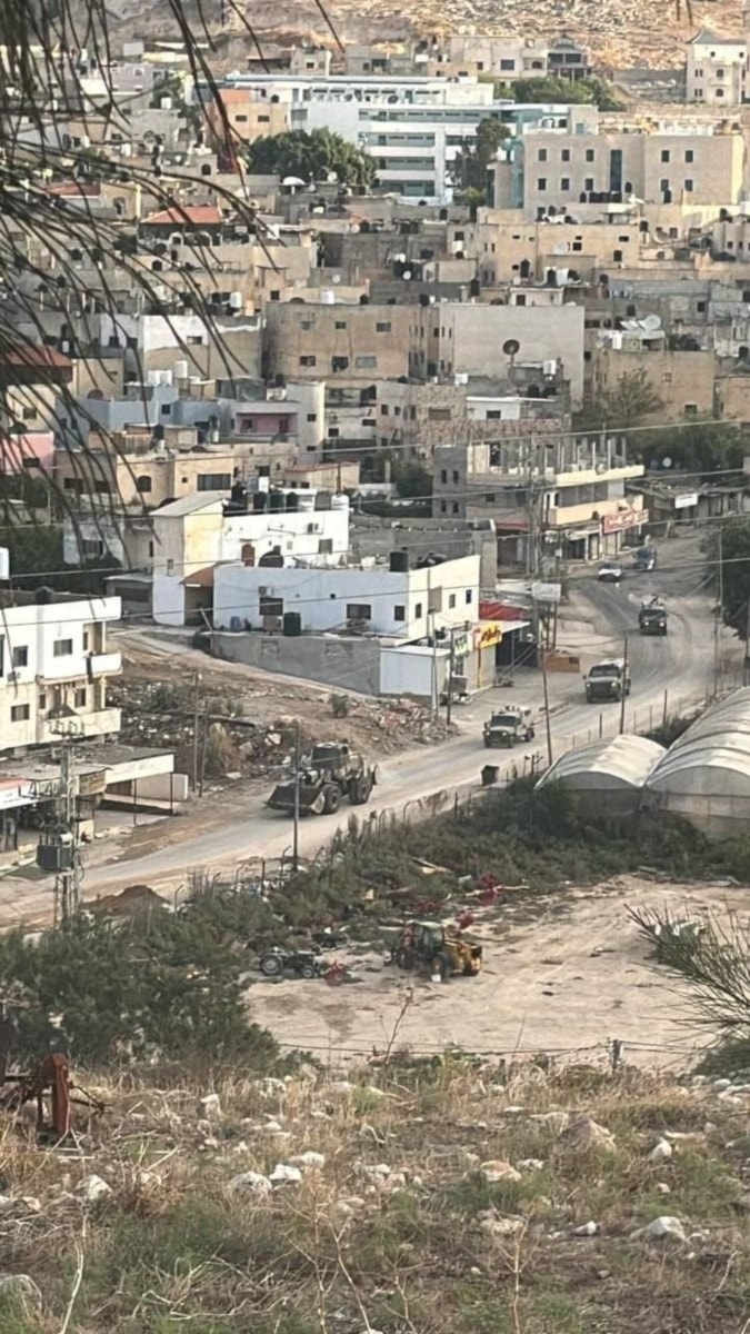 Ejército israelí abandona de Tubas ante la resistencia palestina.