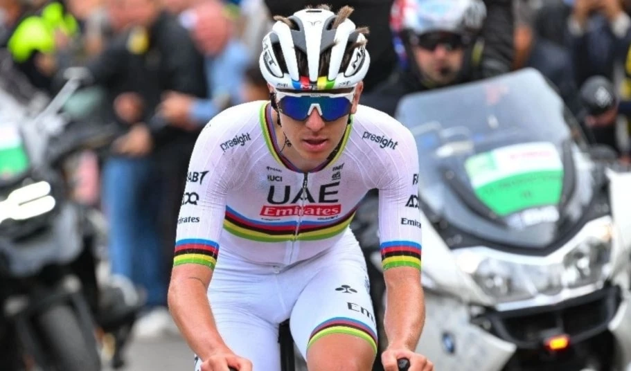 Ciclista Pogacar conquista cuarto título en Giro de Lombardía.