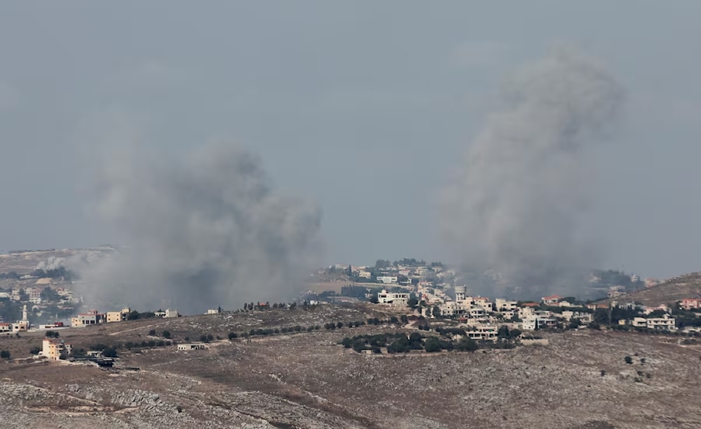 El humo se extiende sobre las zonas de Beirut bombardeadas por la aviación israelí. 