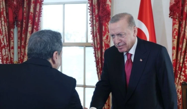 Turquía e Irán afirman necesidad de detener crímenes de "Israel".