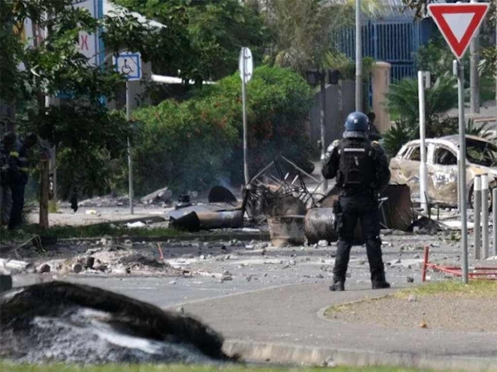 Martinica nuevamente entre protestas y toque de queda