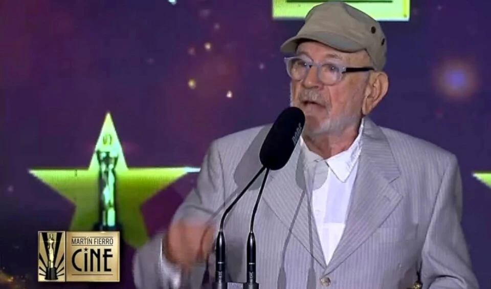 Norman Briski alza la voz por Palestina en los Premios Martín Fierro Norman Briski alza la voz por Palestina en los Premios Martín Fierro