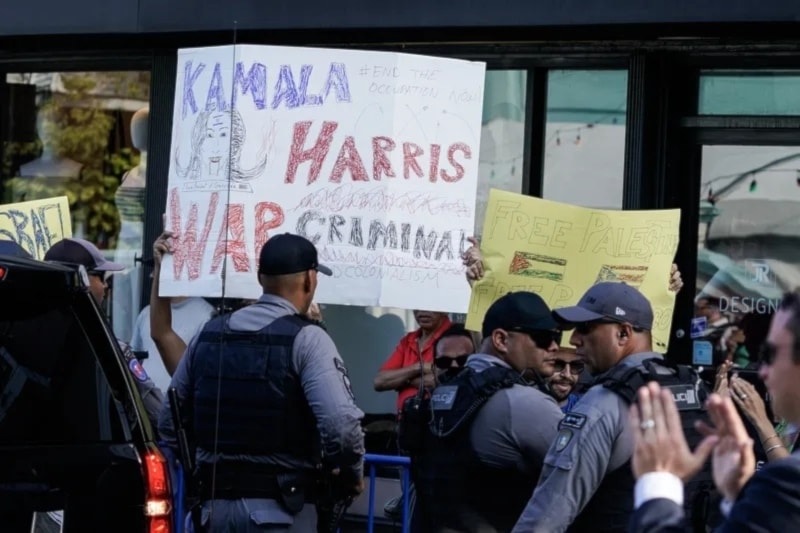 Manifestaciones en Estados Unidos contra la candidata demócrata Kamala Harris (Foto: AFP)