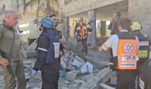 Hizbullah de Líbano bombardeó con misiles los asentamientos de Delton y Kfar Vradim.