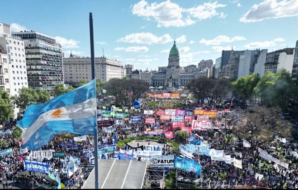 Destacan participación en marchas por la educación en Argentina