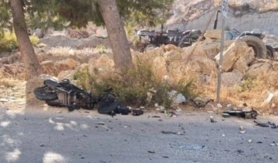 "Israel" asesinó a una persona que viajaba en motocicleta en la localidad de Qaroun, en el oeste del Valle de Bekaa. "Israel" asesinó a una persona que viajaba en motocicleta en la localidad de Qaroun, en el oeste del Valle de Bekaa.