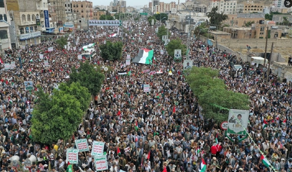 Masivas manifestaciones en Yemen en apoyo a Gaza y Líbano.