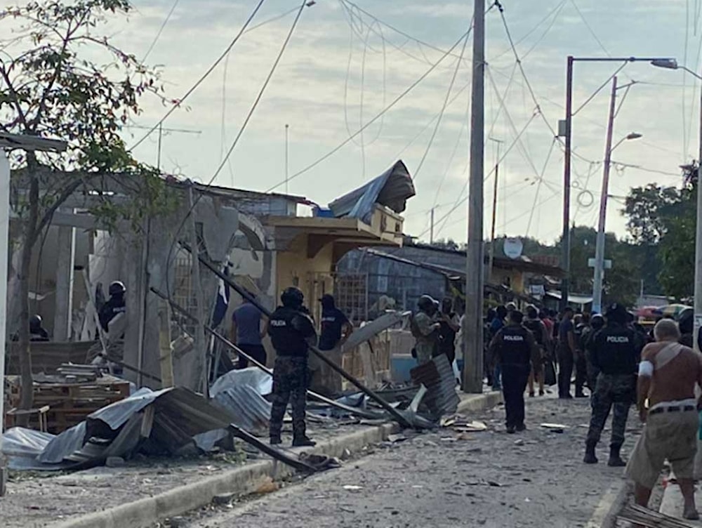 Atentado con bomba deja muertos y heridos en provincia de Ecuador