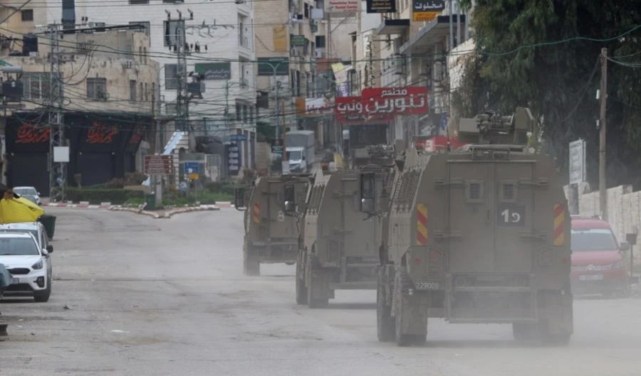 Vehículos militares israelíes invadieron las localidades de Tell, Beita y Burin en la gobernación de Nablus.