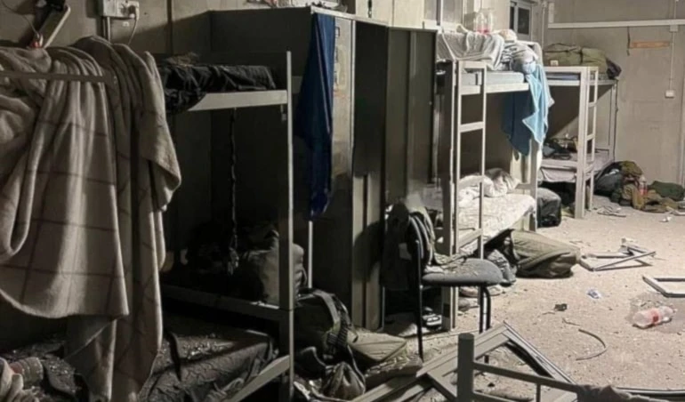 Efectos de la explosión dentro de la base israelí en el Golán sirio ocupado tras ataque de drones iraquíes (Foto: medios israelíes)