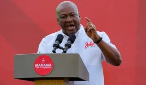 El principal líder de la oposición de Ghana, John Dramani Mahama.