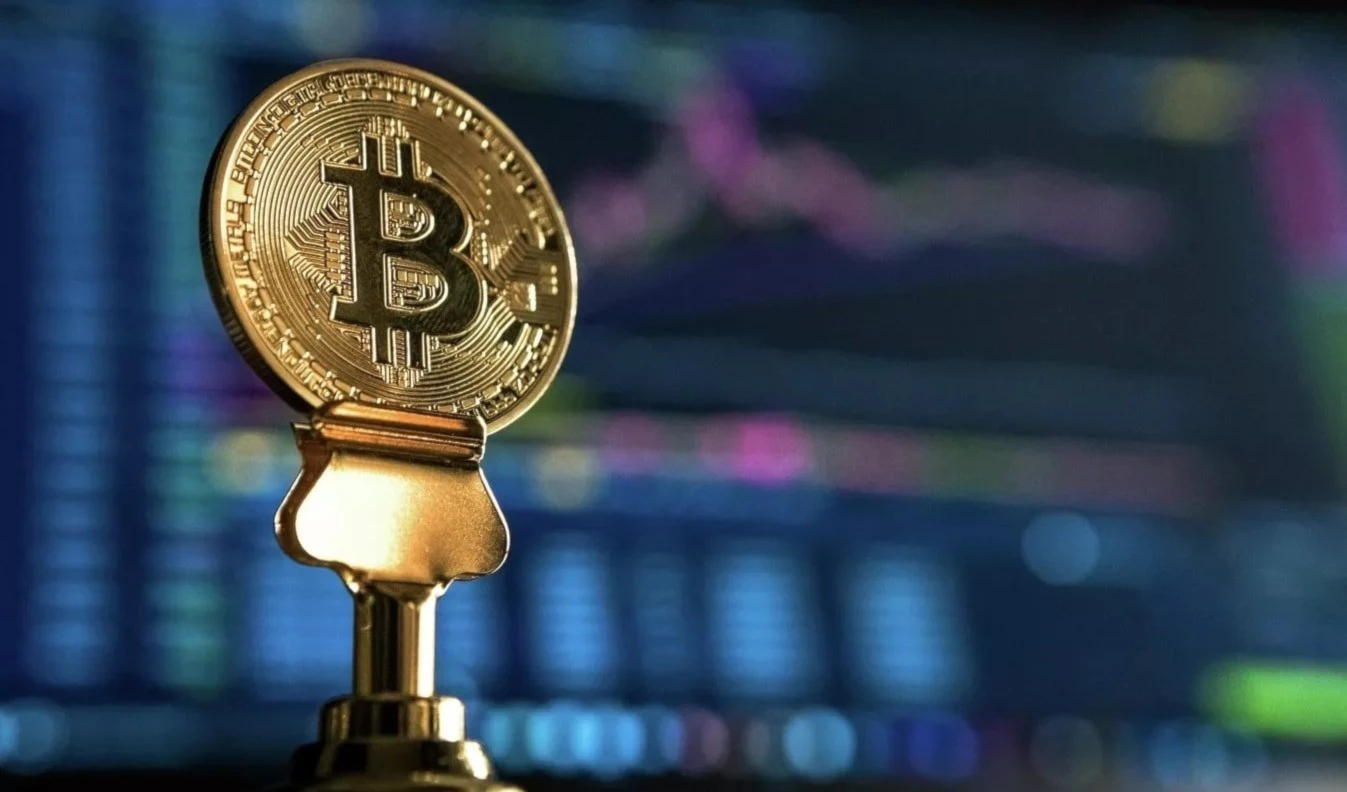 Bitcóin prosigue alza histórica tras victoria de Donald Trump. Foto: Unsplash.