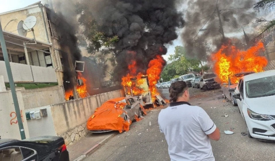 Hizbullah dispara unos 100 misiles hacia Haifa