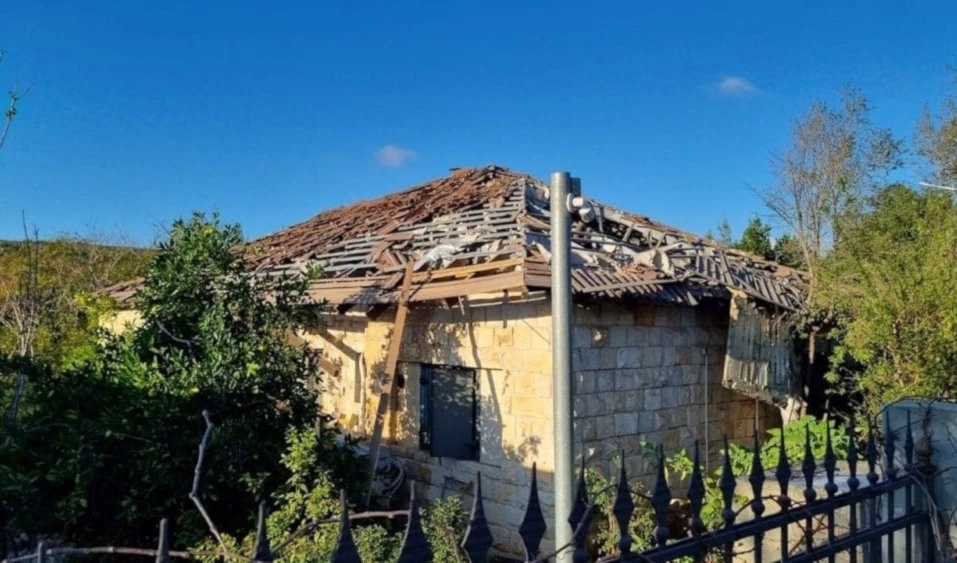 Muchos habitantes de los asentamientos al norte de los territorios palestinos ocupados expresaron profundas dudas sobre si regresarán incluso después del alto el fuego. Muchos habitantes de los asentamientos al norte de los territorios palestinos ocupados expresaron profundas dudas sobre si regresarán incluso después del alto el fuego.