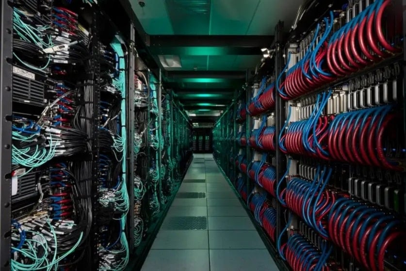Estados Unidos presenta supercomputadora para