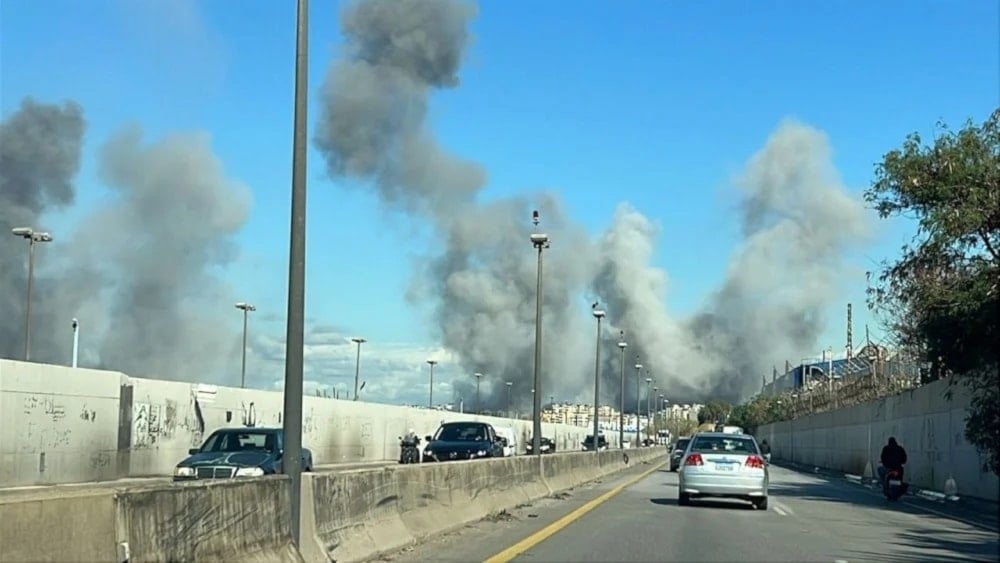 Aviones de combate lanzaron bombas contra diferentes barrios en las localidades de Arnoun y de Al-Duwair, en el sur de Líbano.